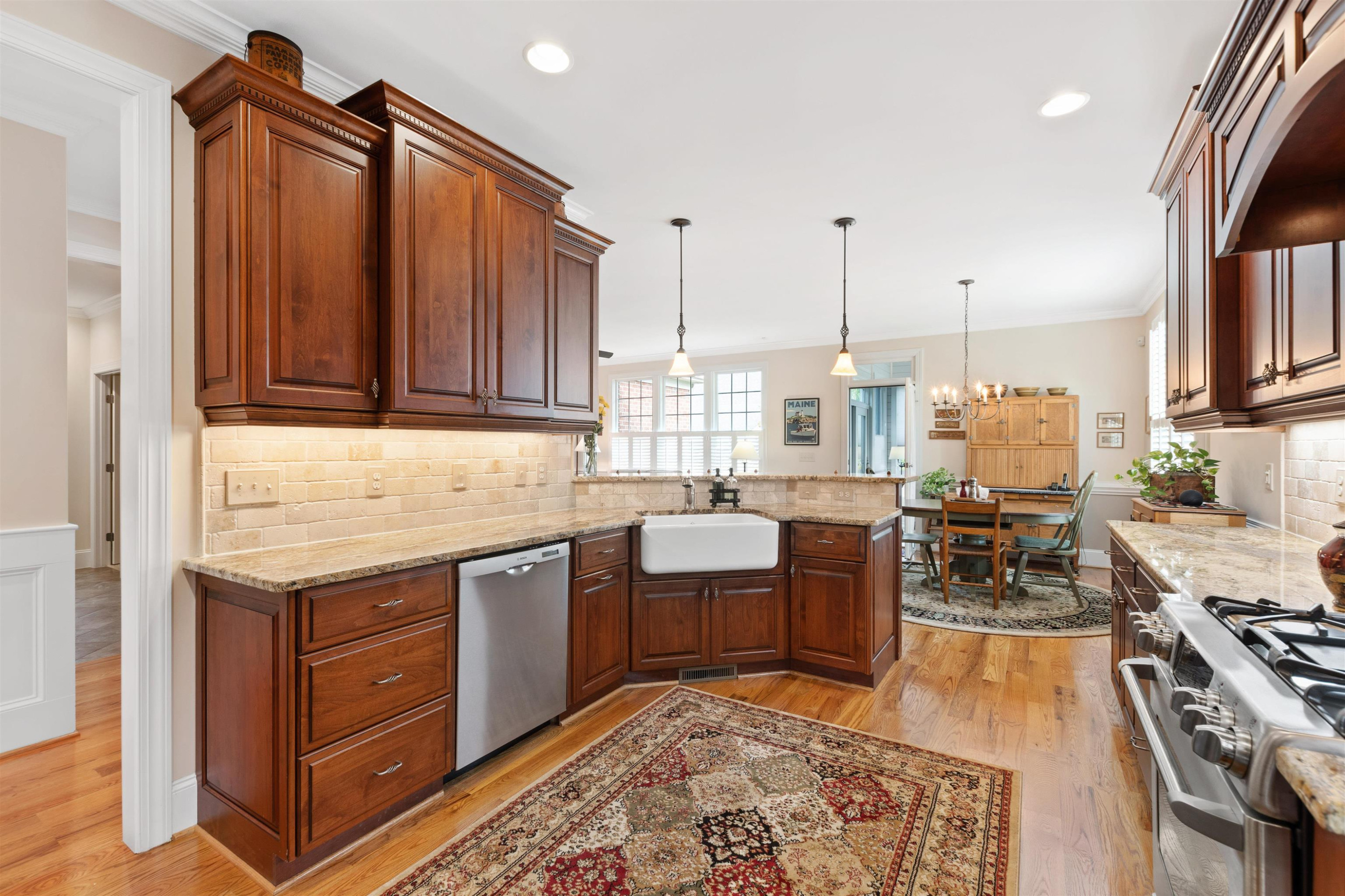 525 Sippihaw Oaks Drive
