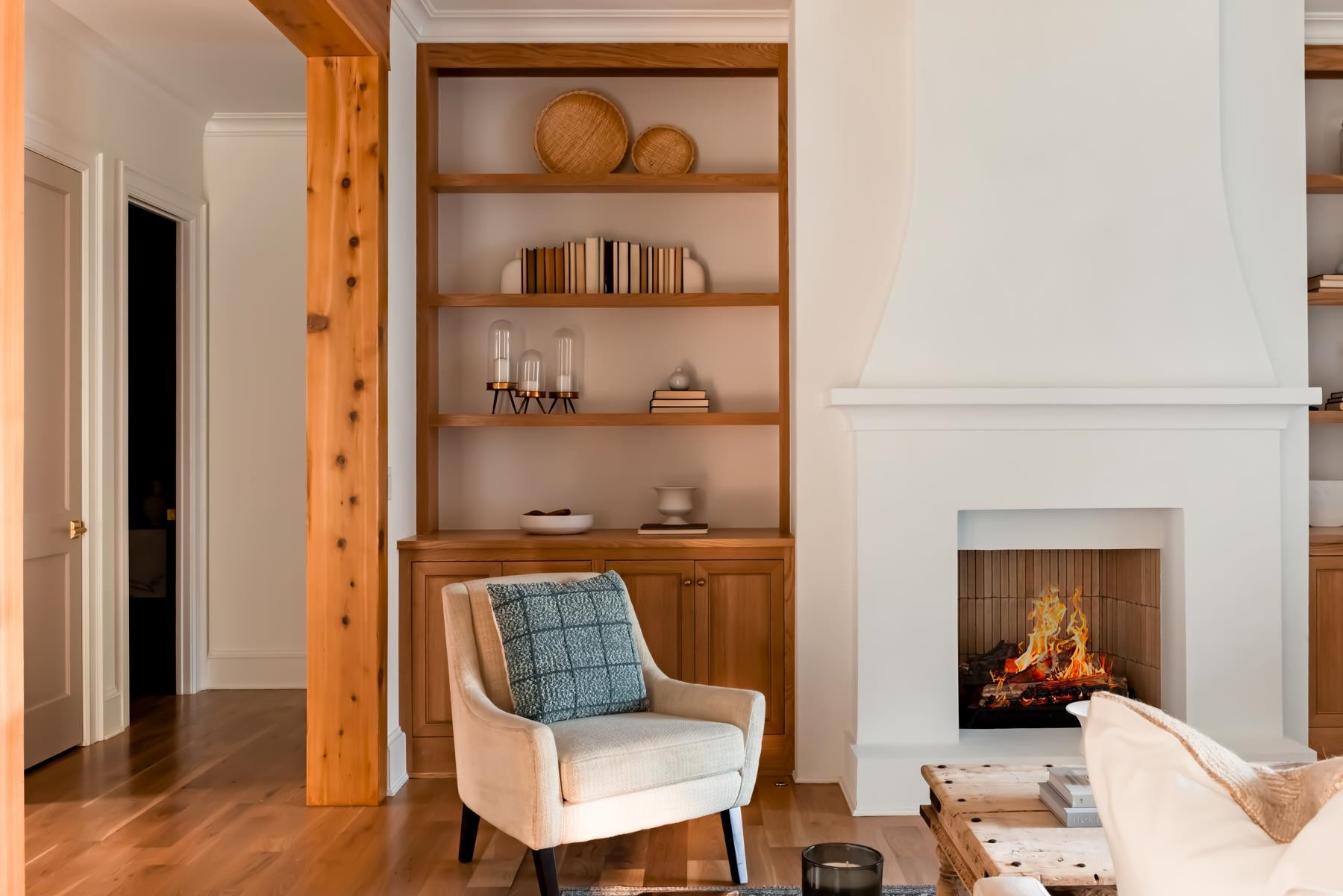727 Lake Boone Trail