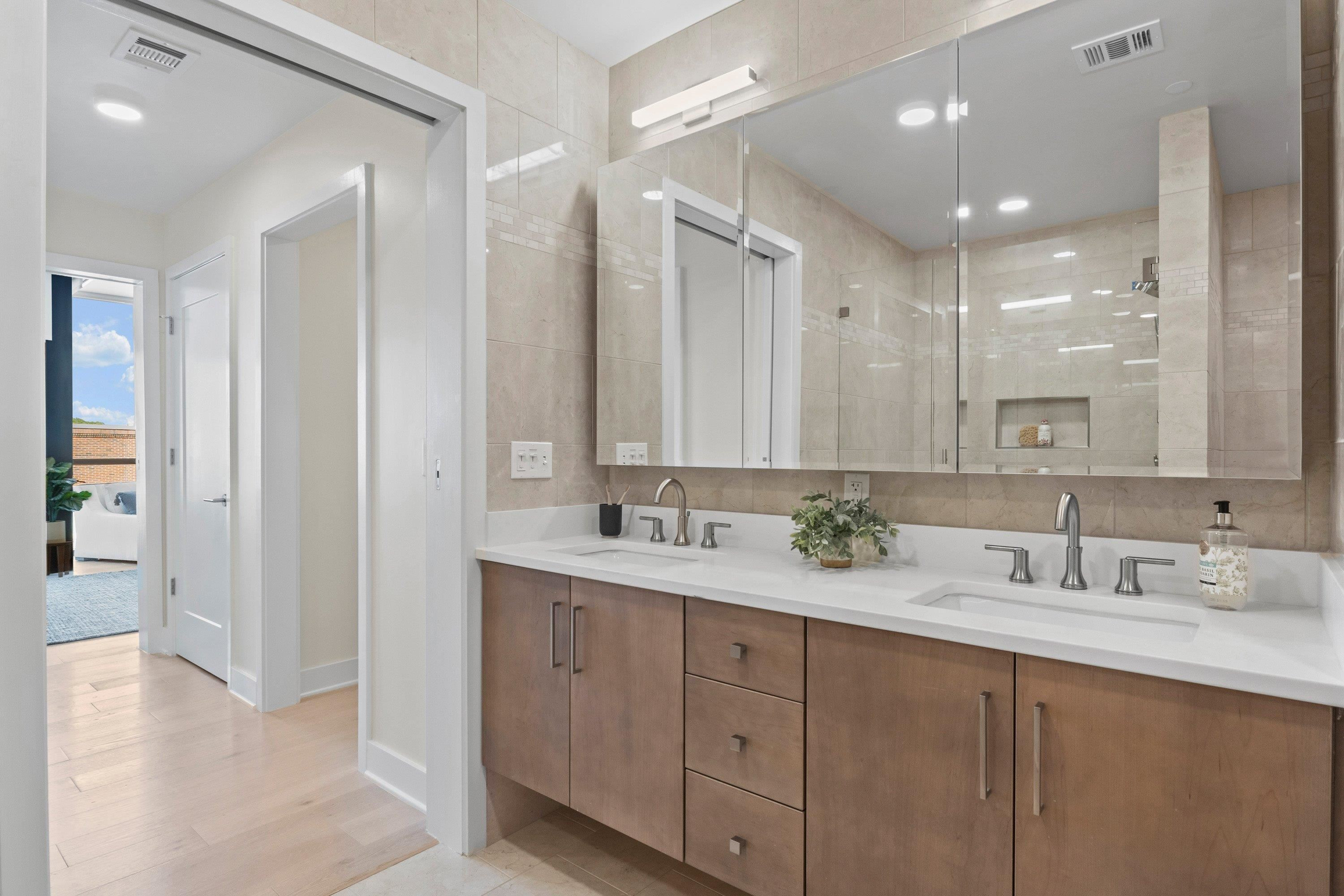 1105 W Main Street # 503