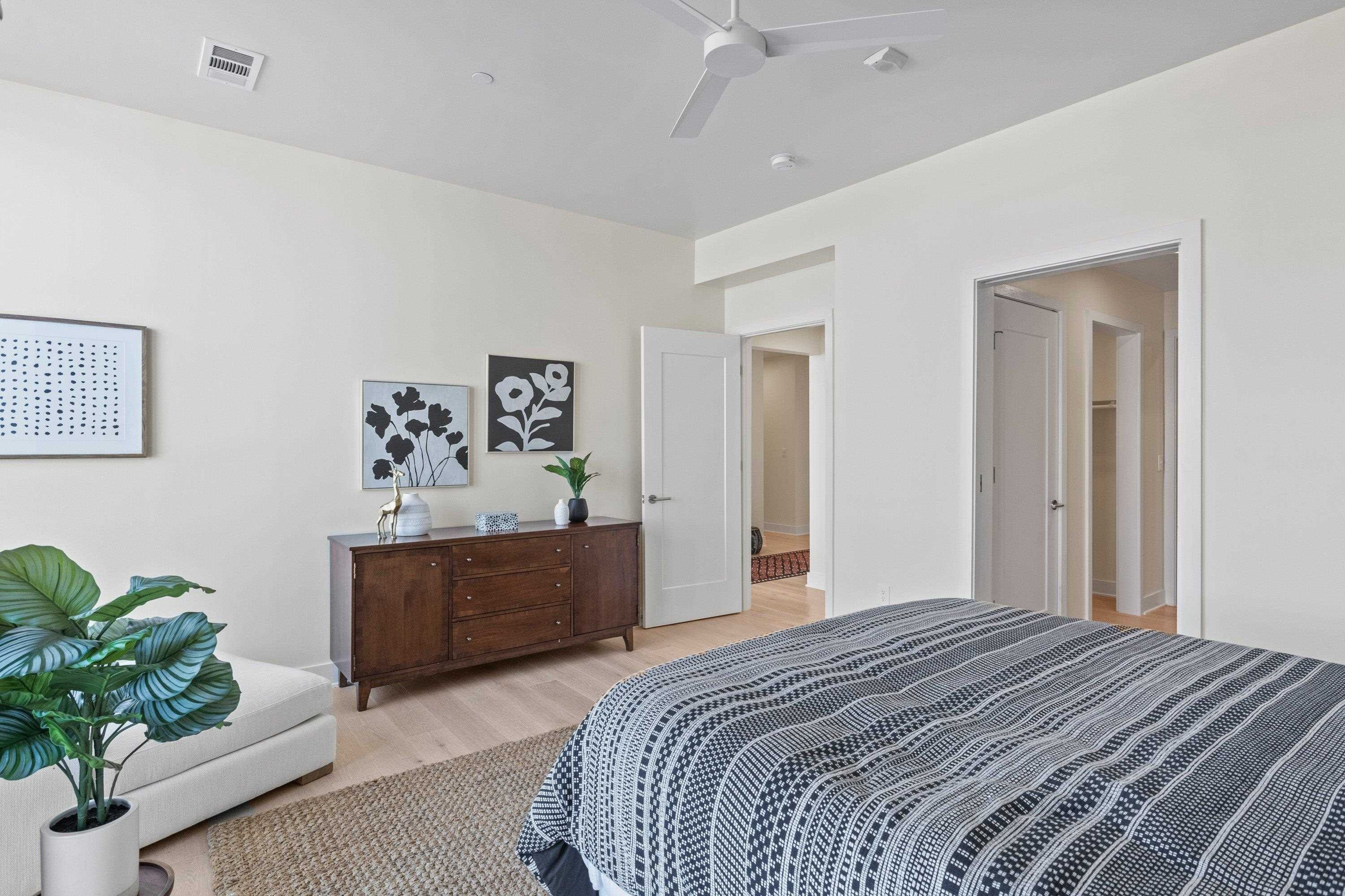1105 W Main Street # 503