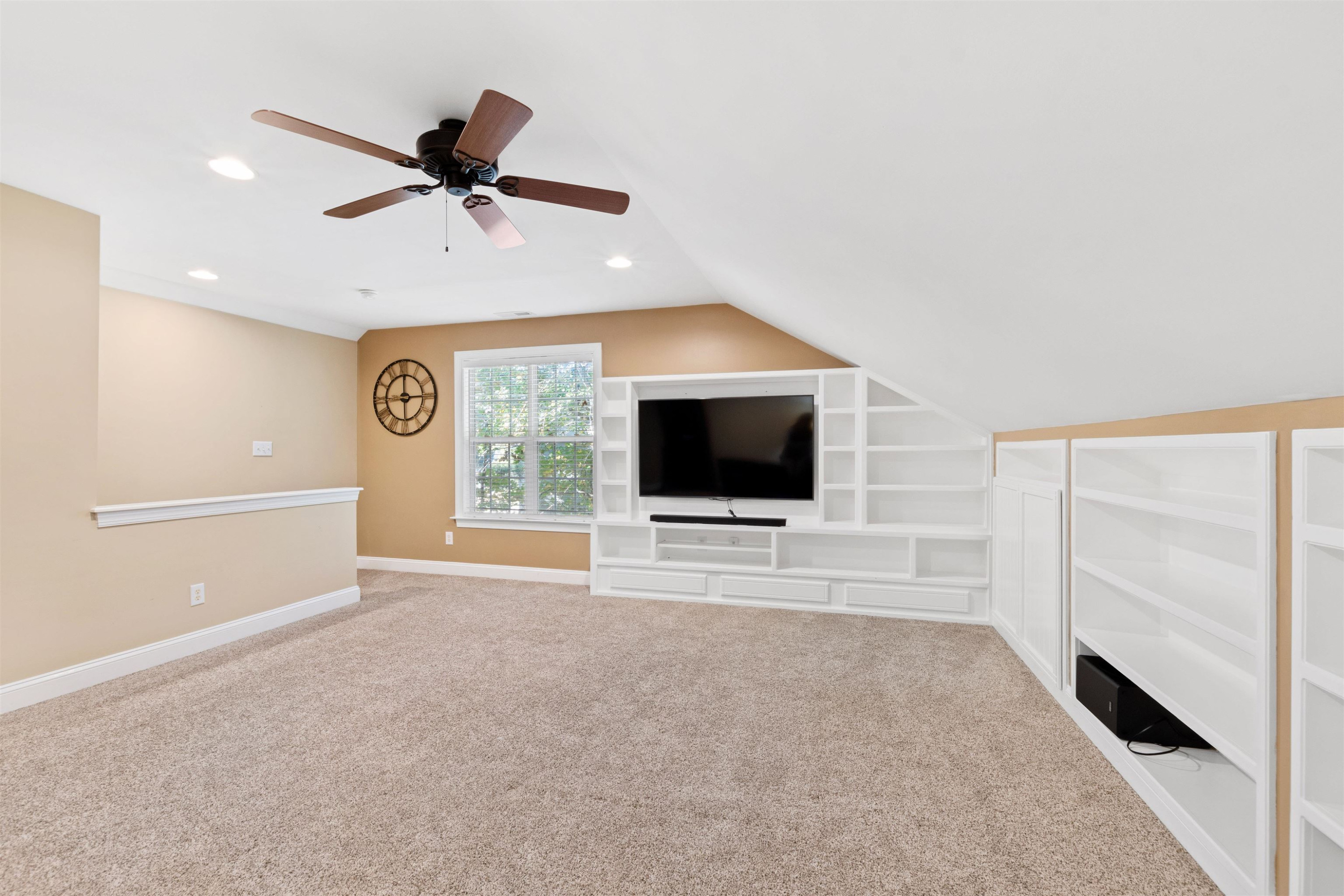 26 Deer Lake Trail