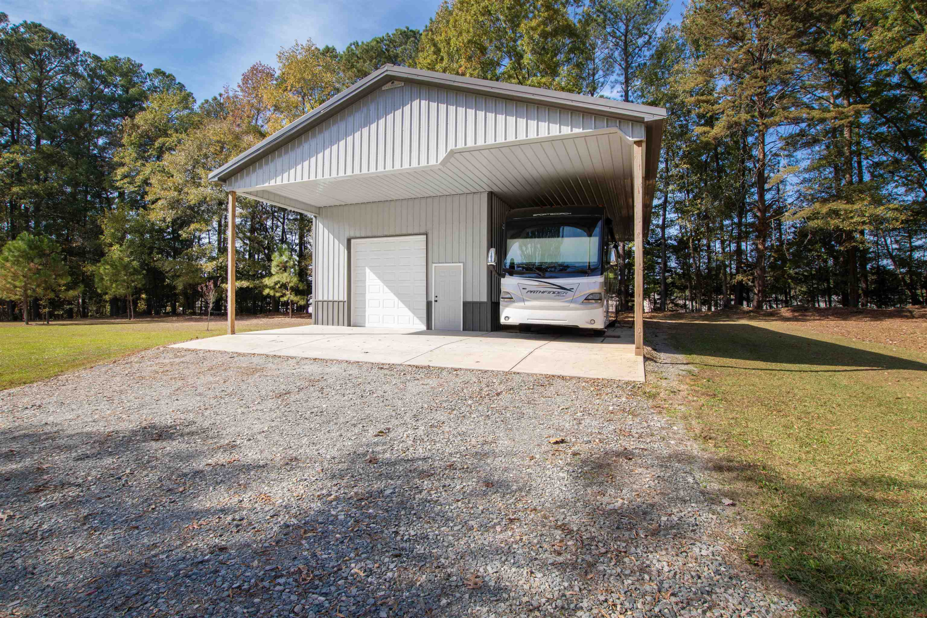 10156 Chambers Road