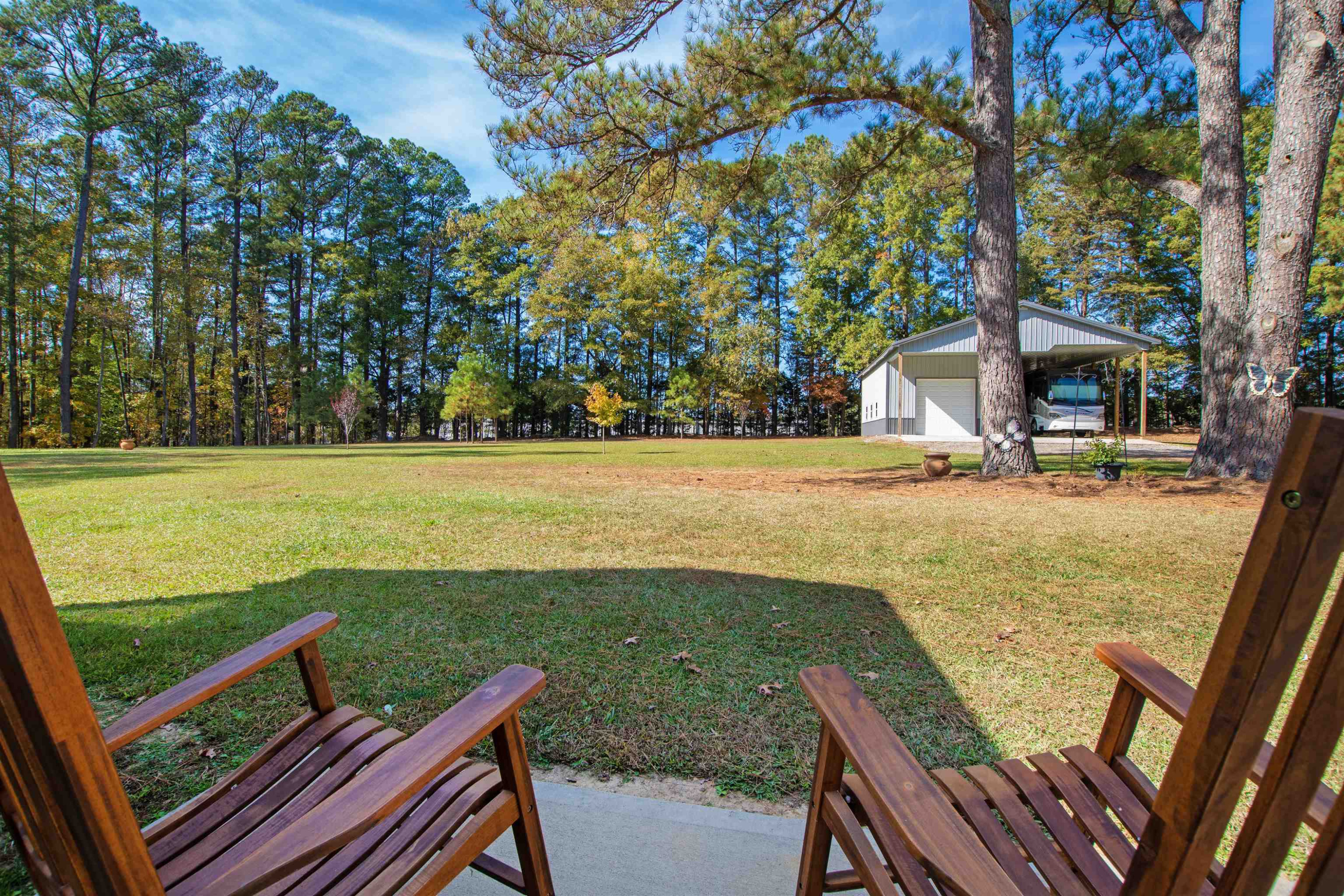 10156 Chambers Road