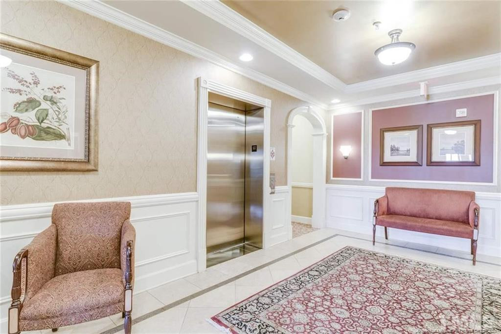10511 Rosegate Court # 206