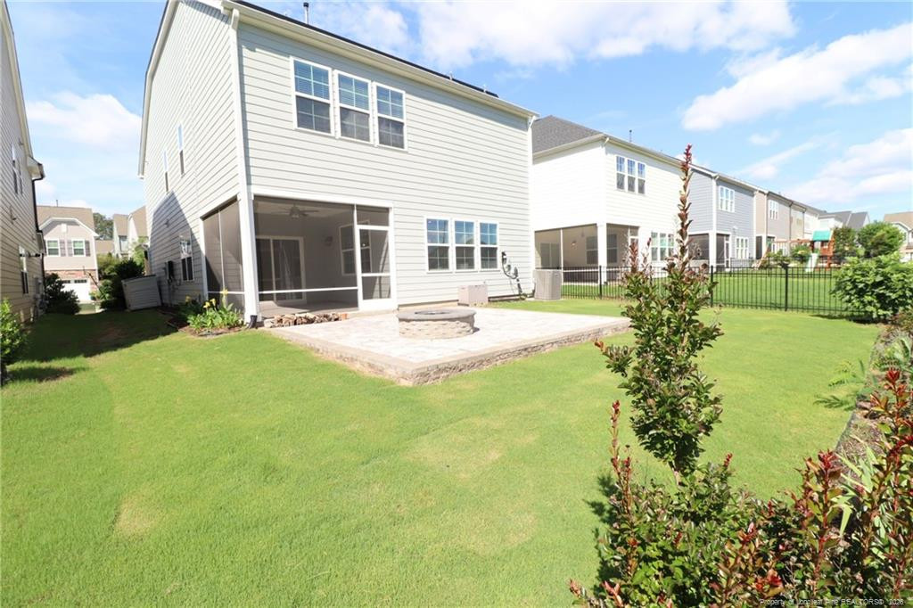 2936 Baronial Street