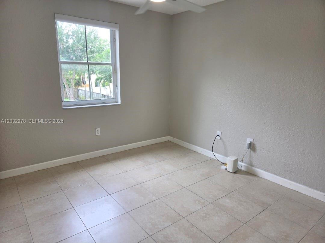17113 SW 38th Street