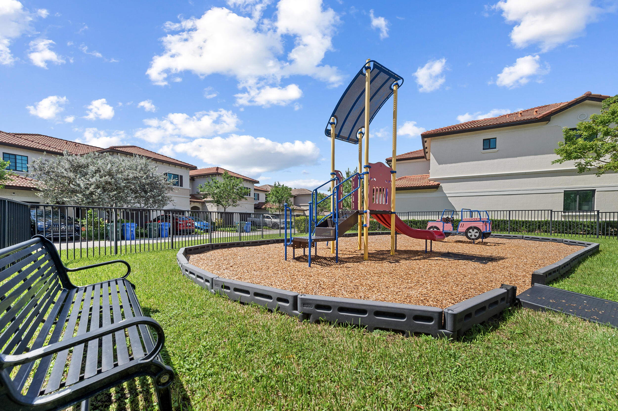 4222 N Dixie Highway 82