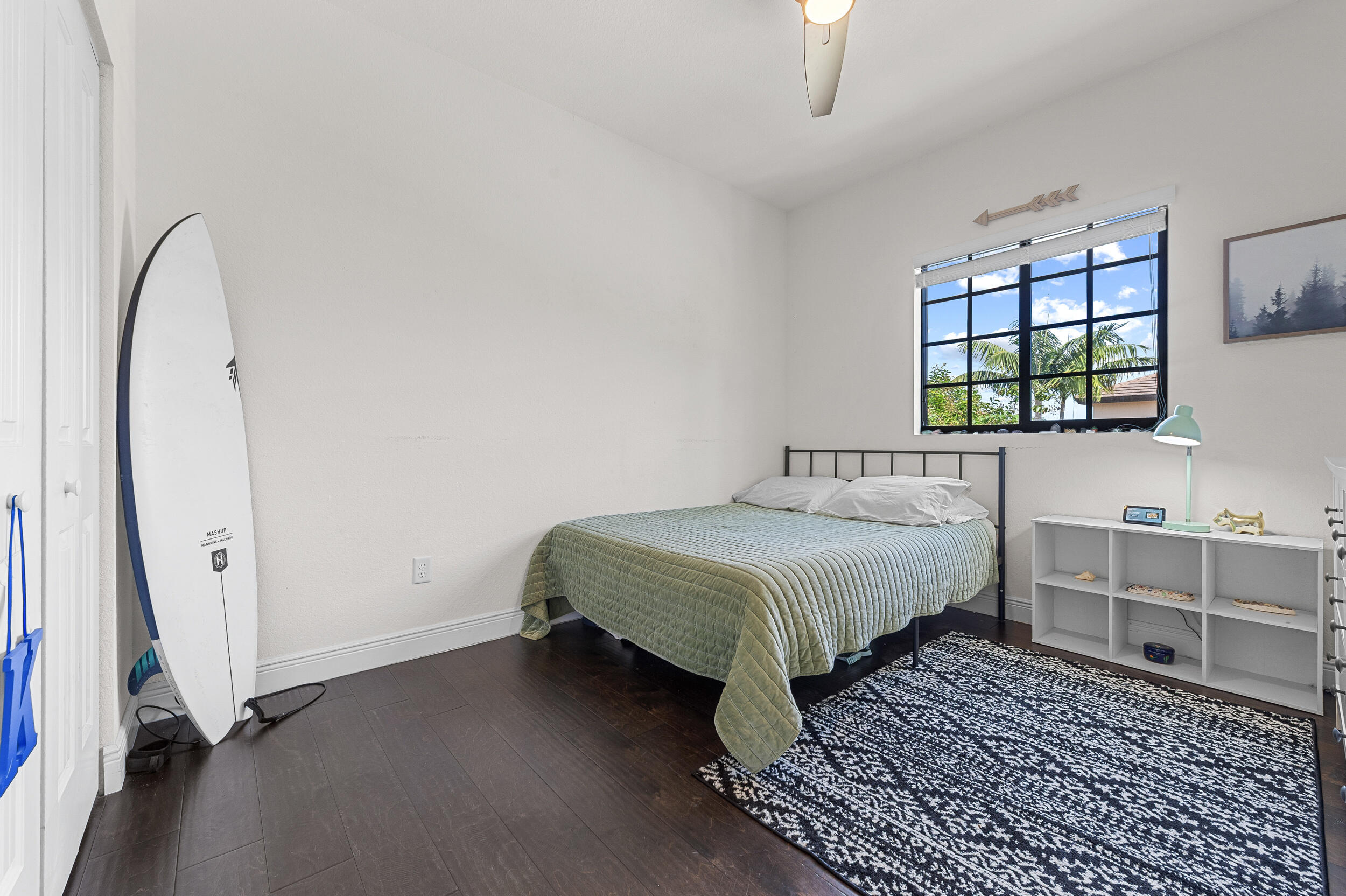 4222 N Dixie Highway 82