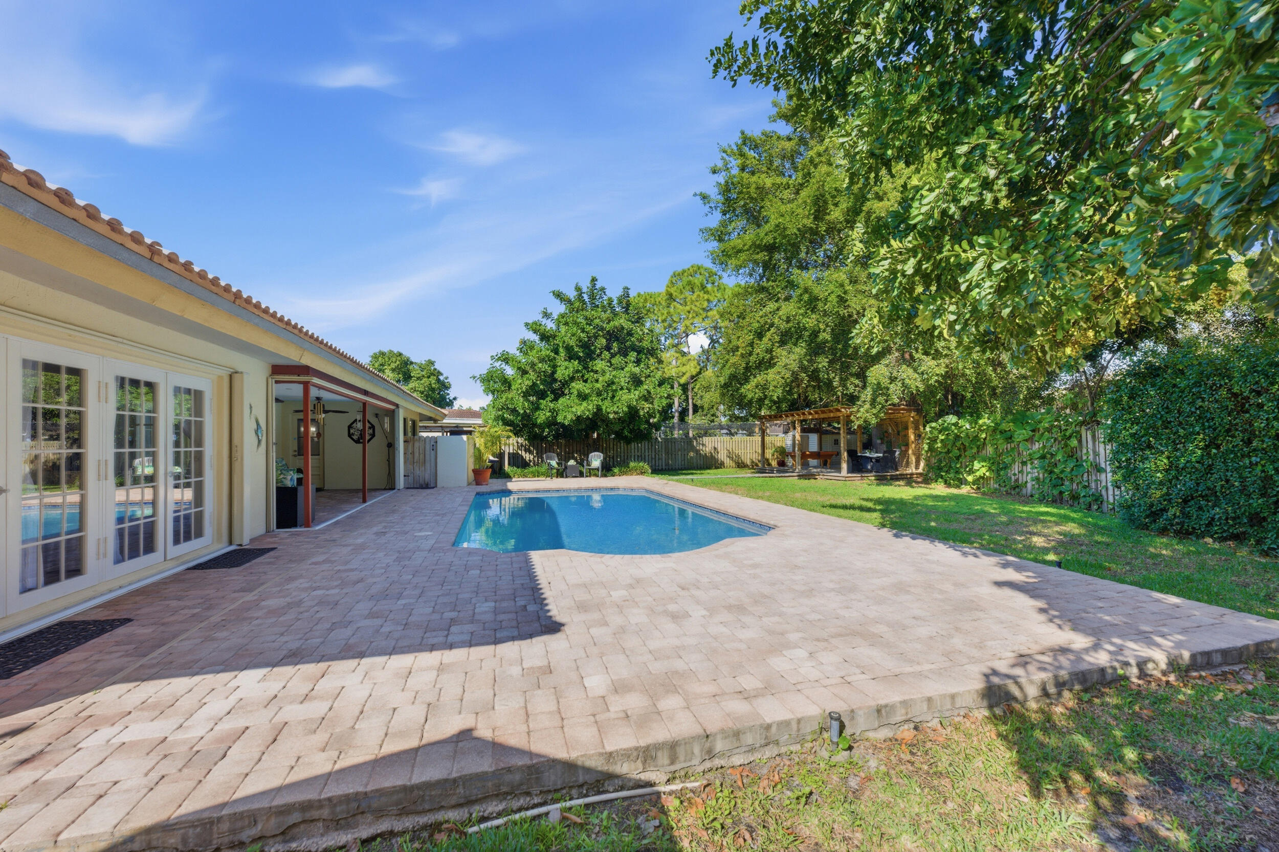 9924 NW 3rd Place