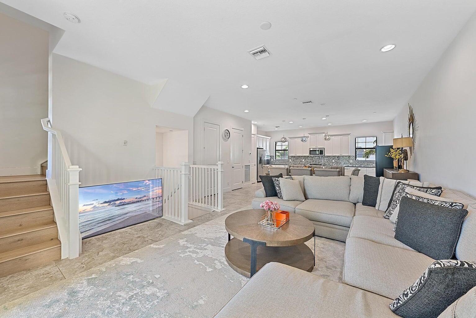 12913 Alton Road
