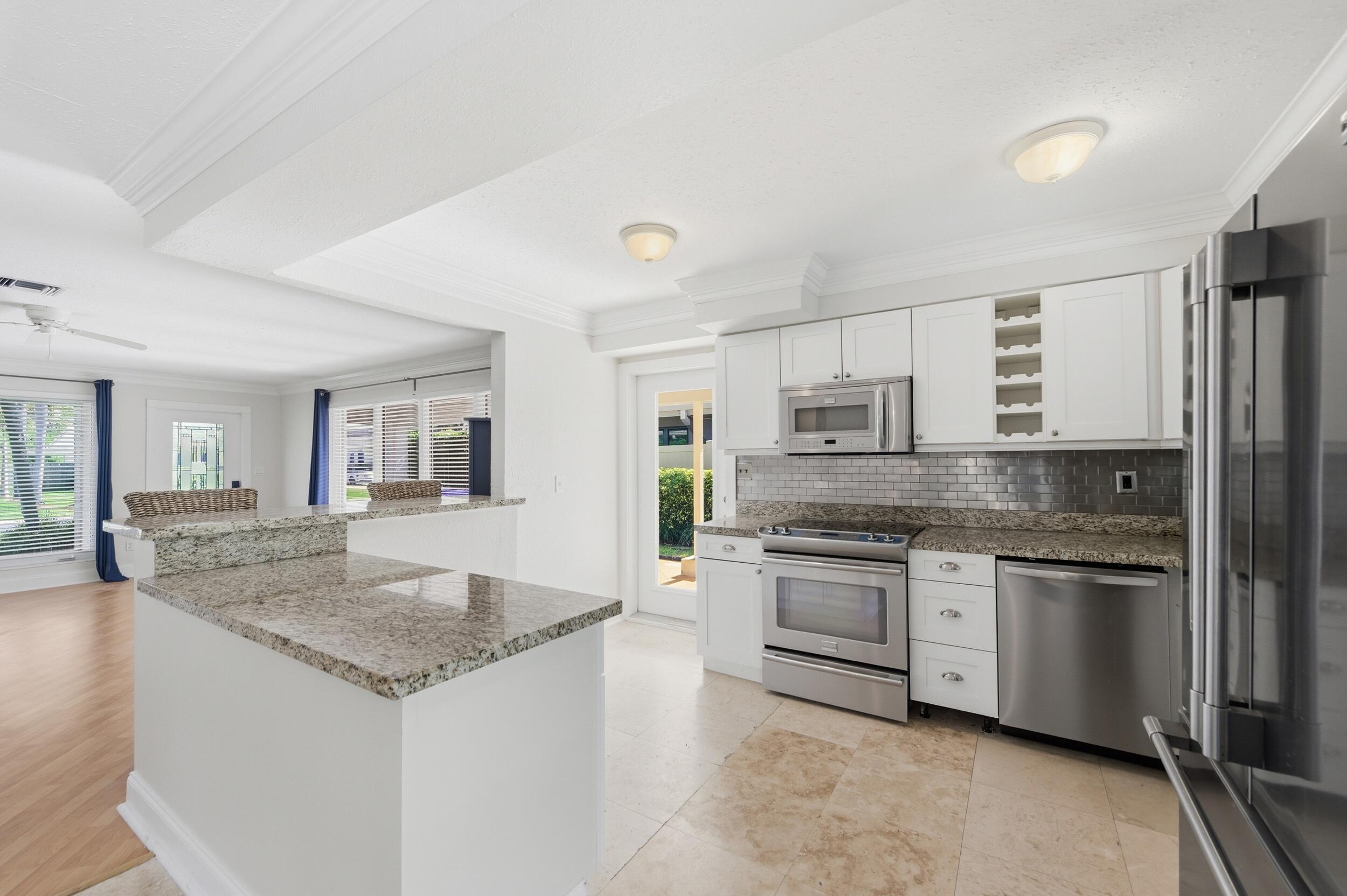 2685 SE 6th Street