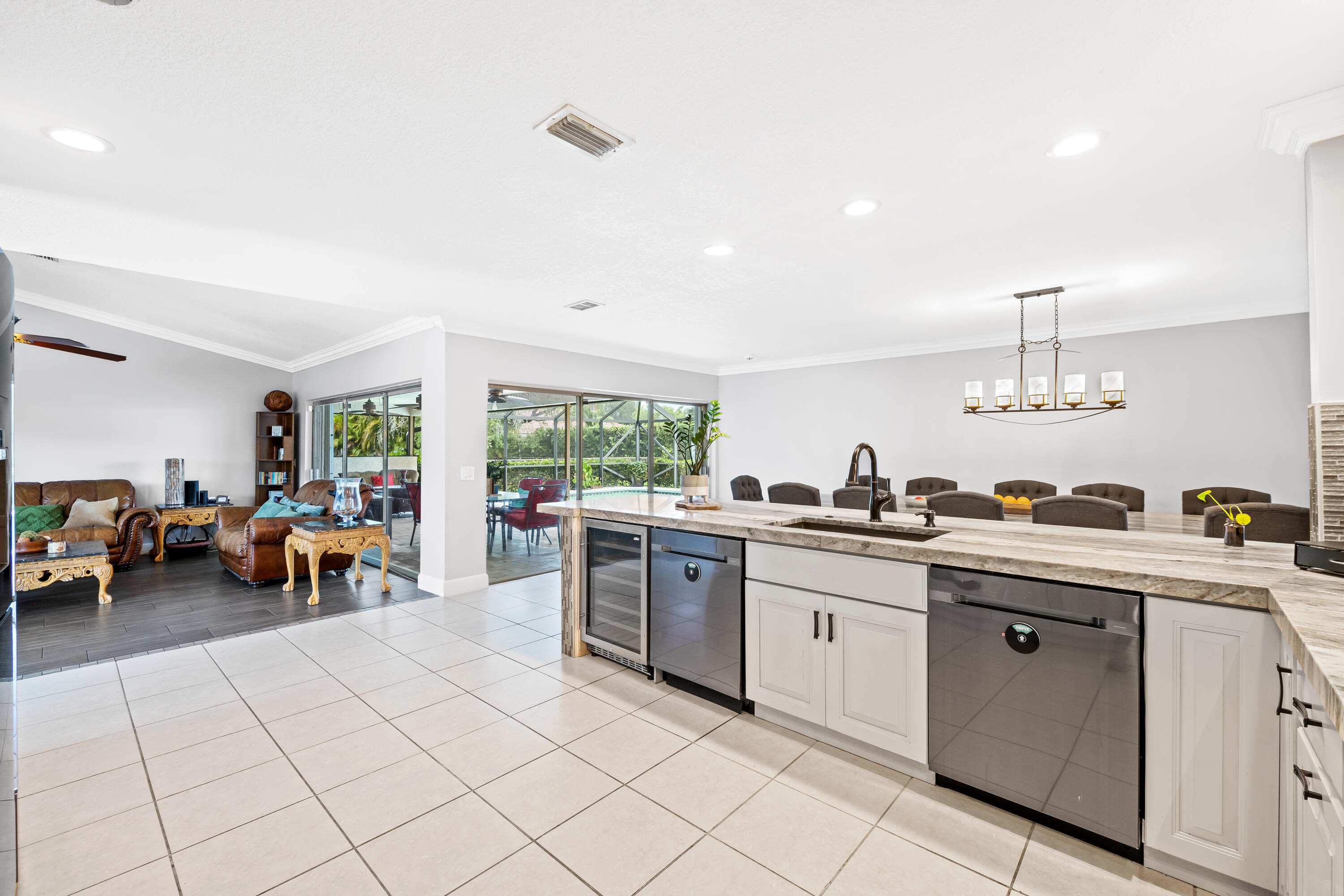 10751 NW 43rd Court