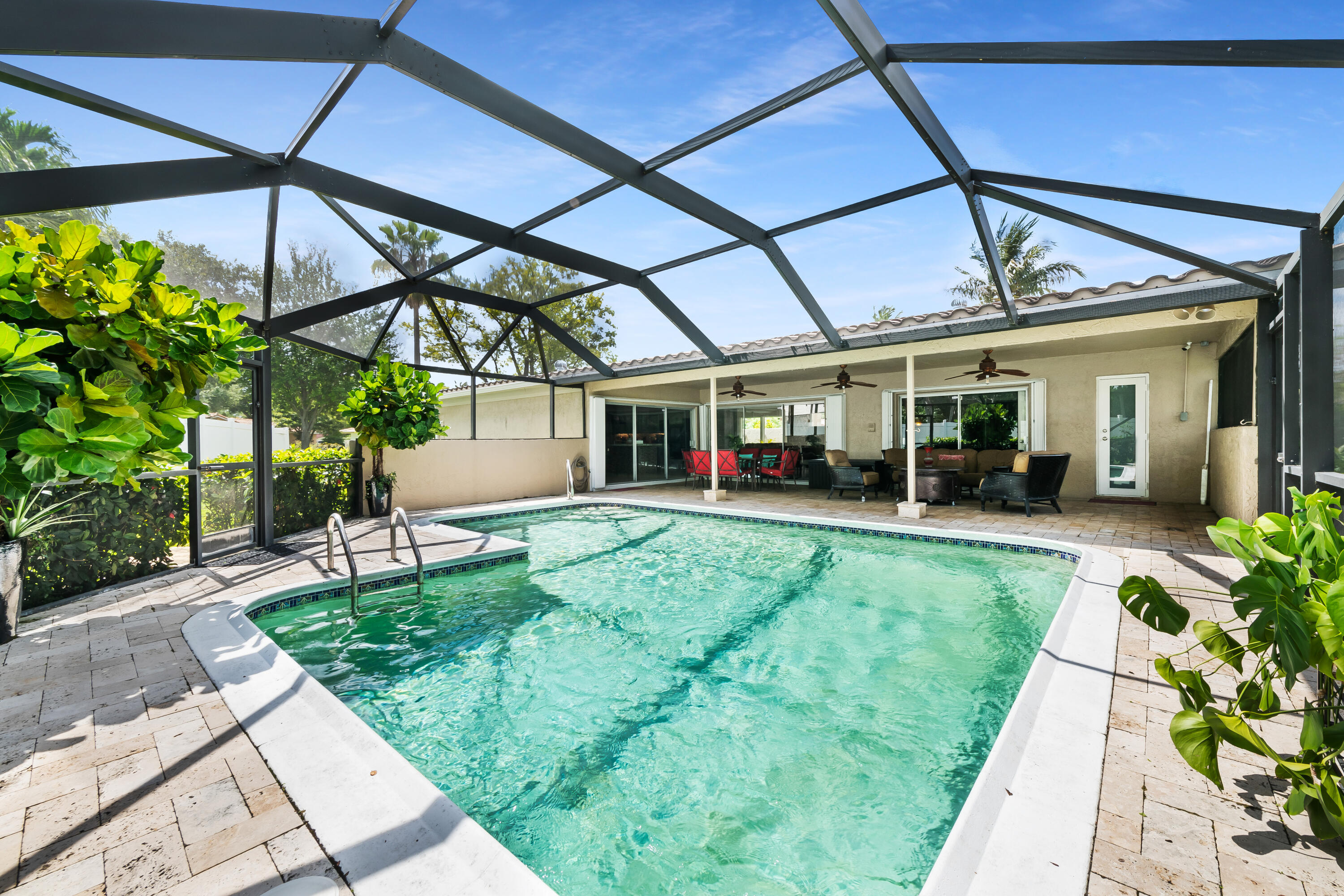 10751 NW 43rd Court