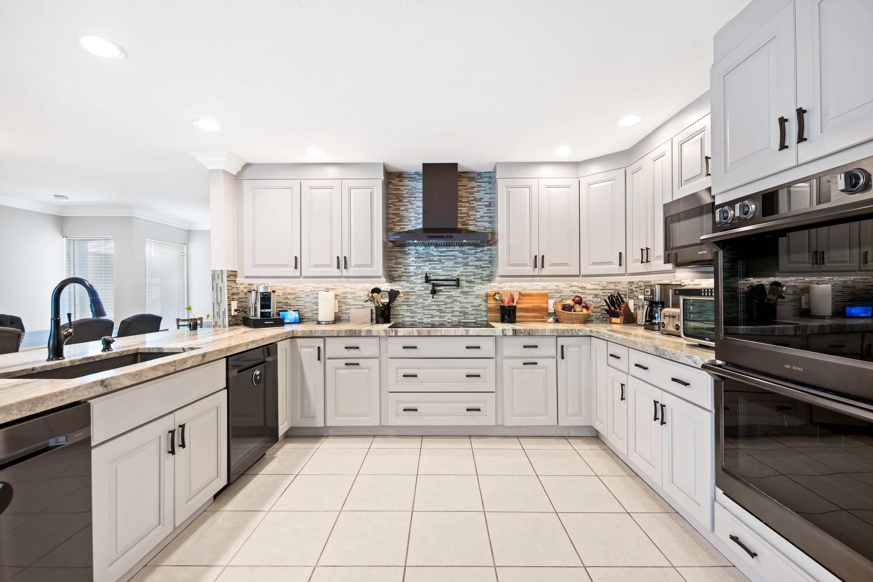 10751 NW 43rd Court