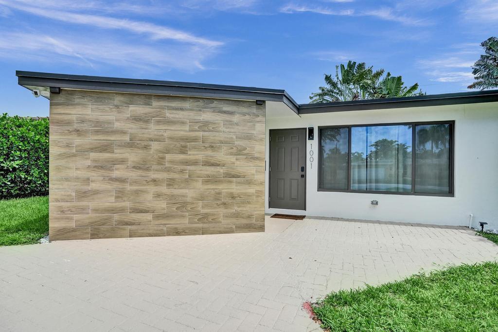 1001 SE 13th Court