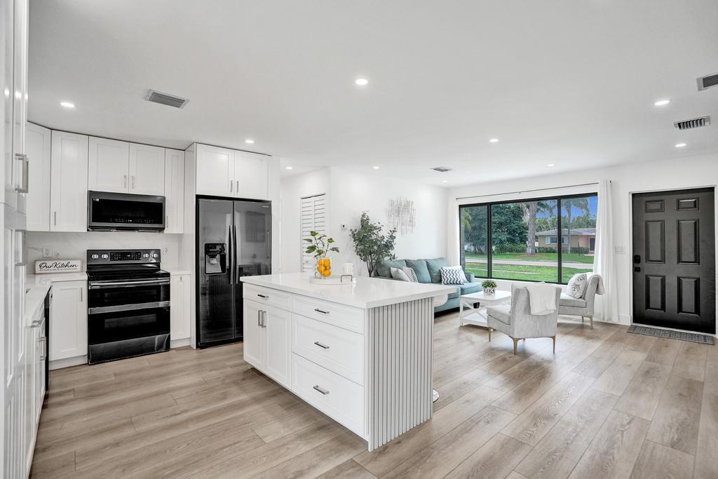 1001 SE 13th Court