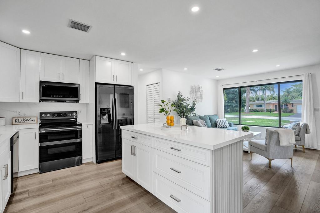 1001 SE 13th Court
