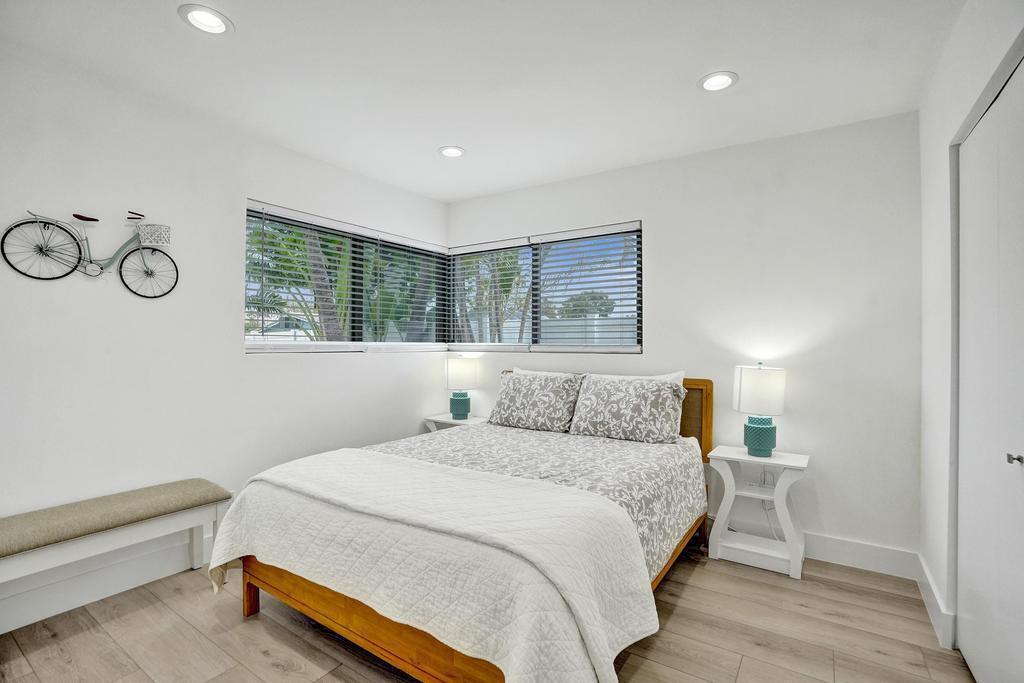 1001 SE 13th Court