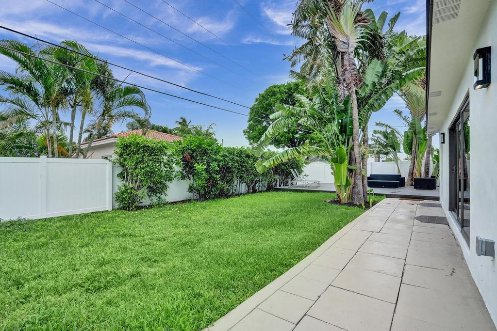 1001 SE 13th Court