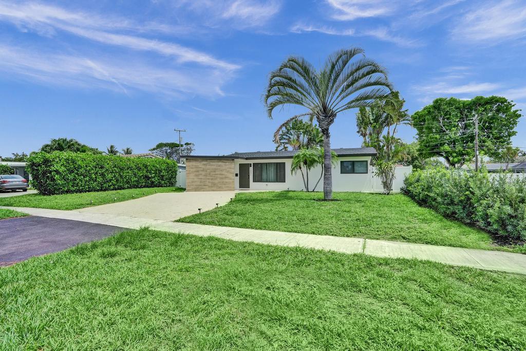 1001 SE 13th Court