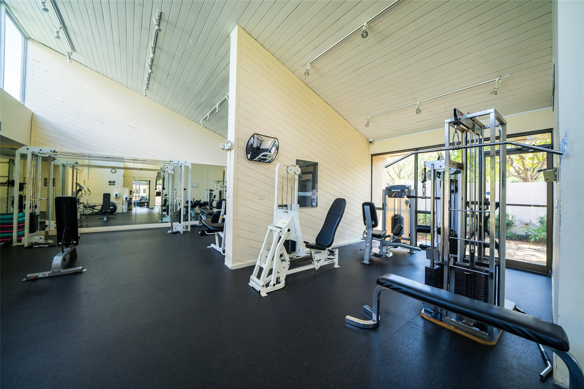 2240 N Cypress Bend Drive #802