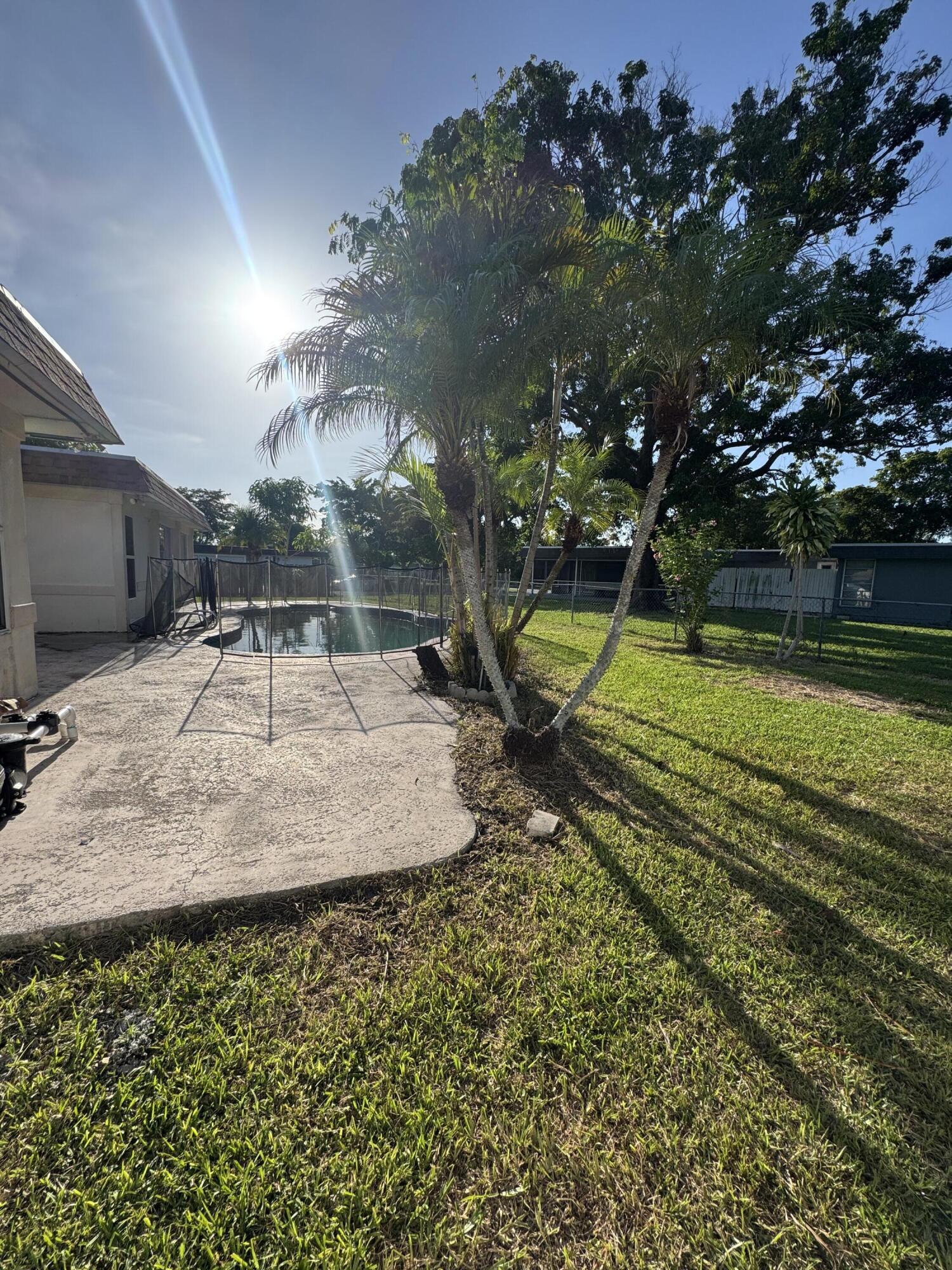 7816 NW 70th Terrace