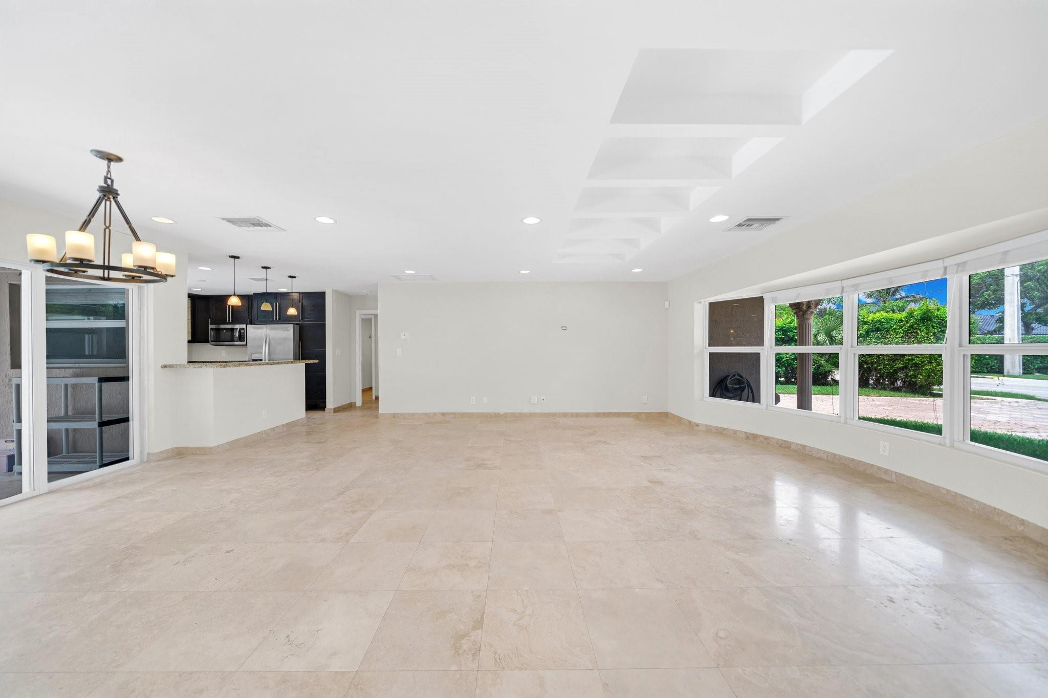 4021 Bayview Drive
