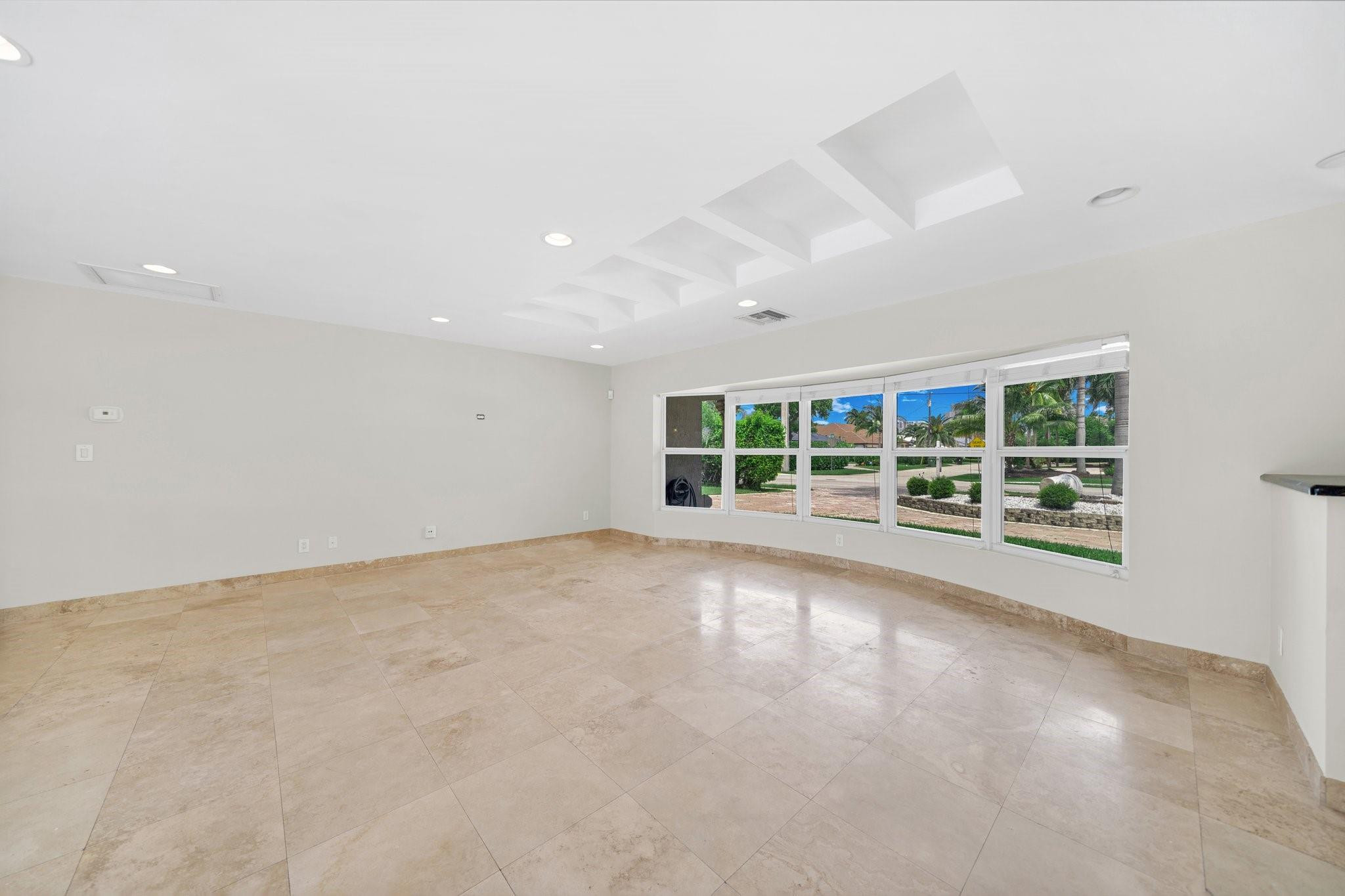 4021 Bayview Drive