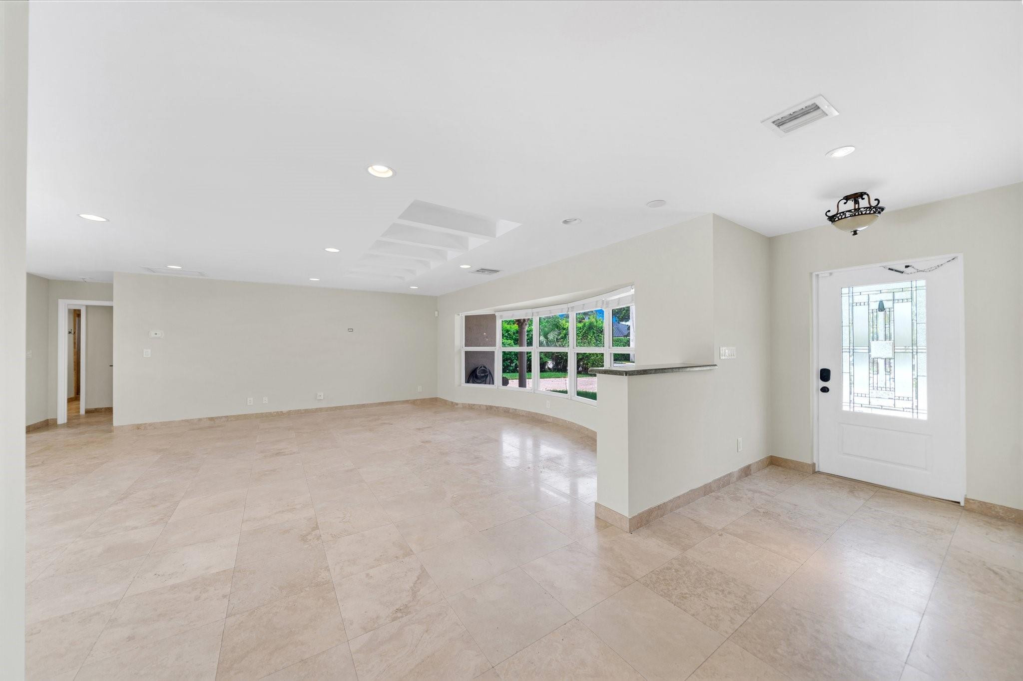 4021 Bayview Drive