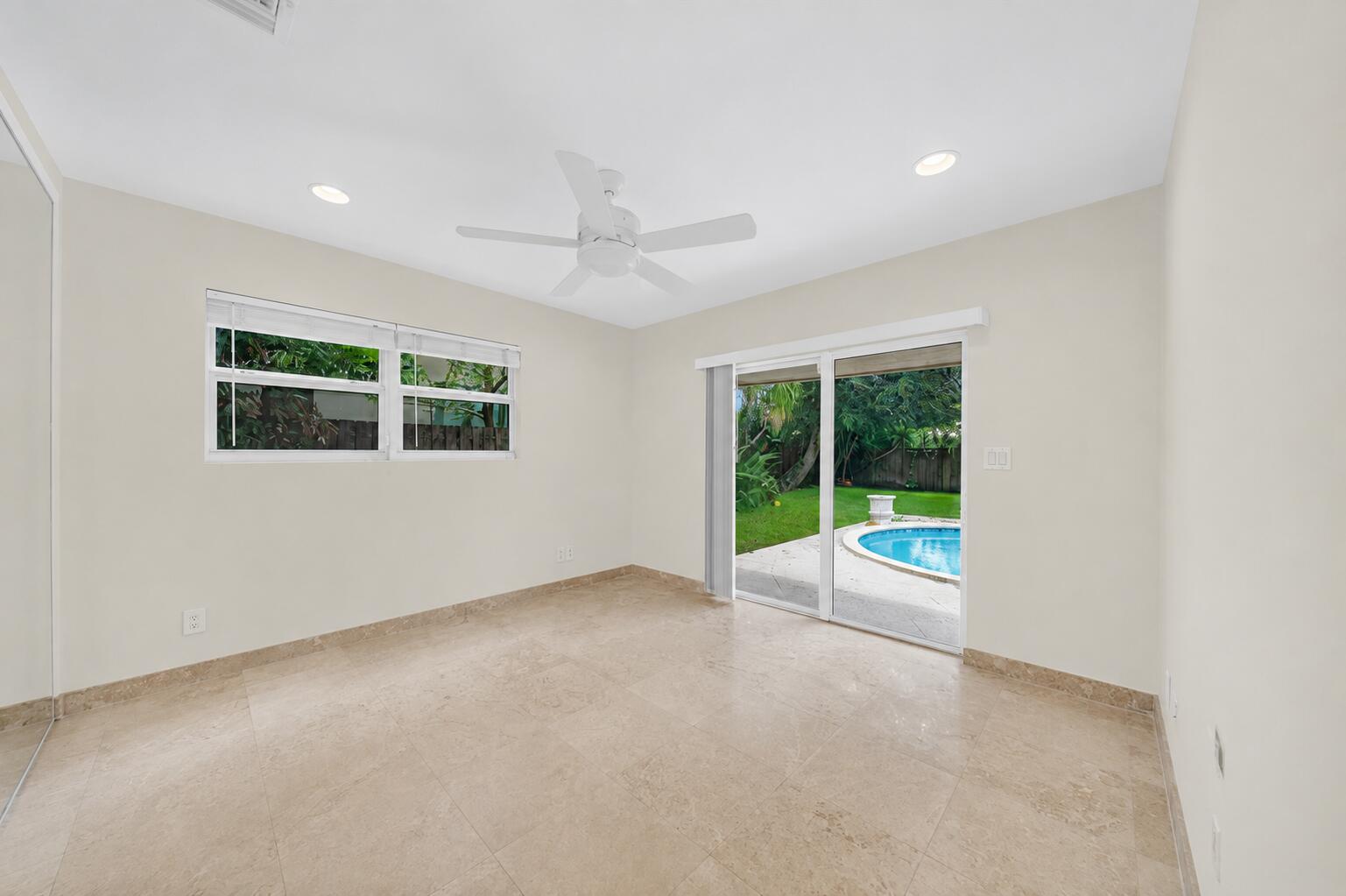 4021 Bayview Drive