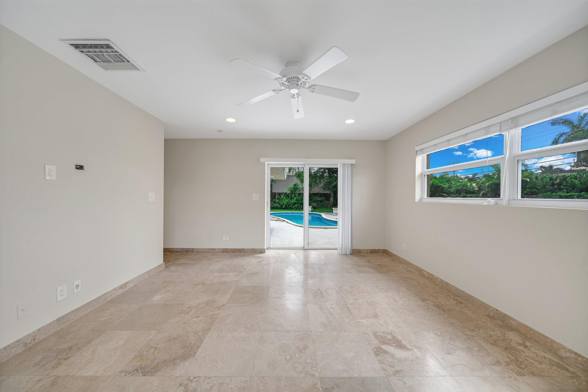 4021 Bayview Drive