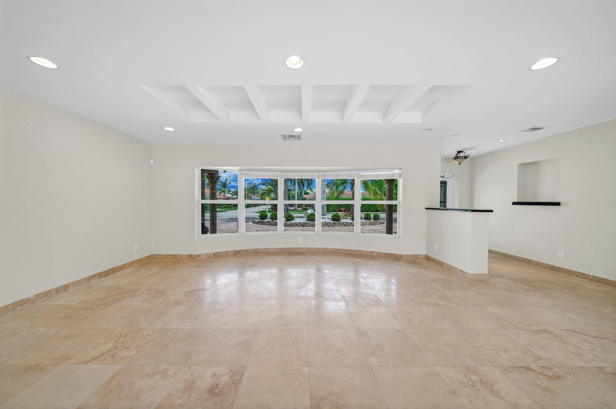 4021 Bayview Drive