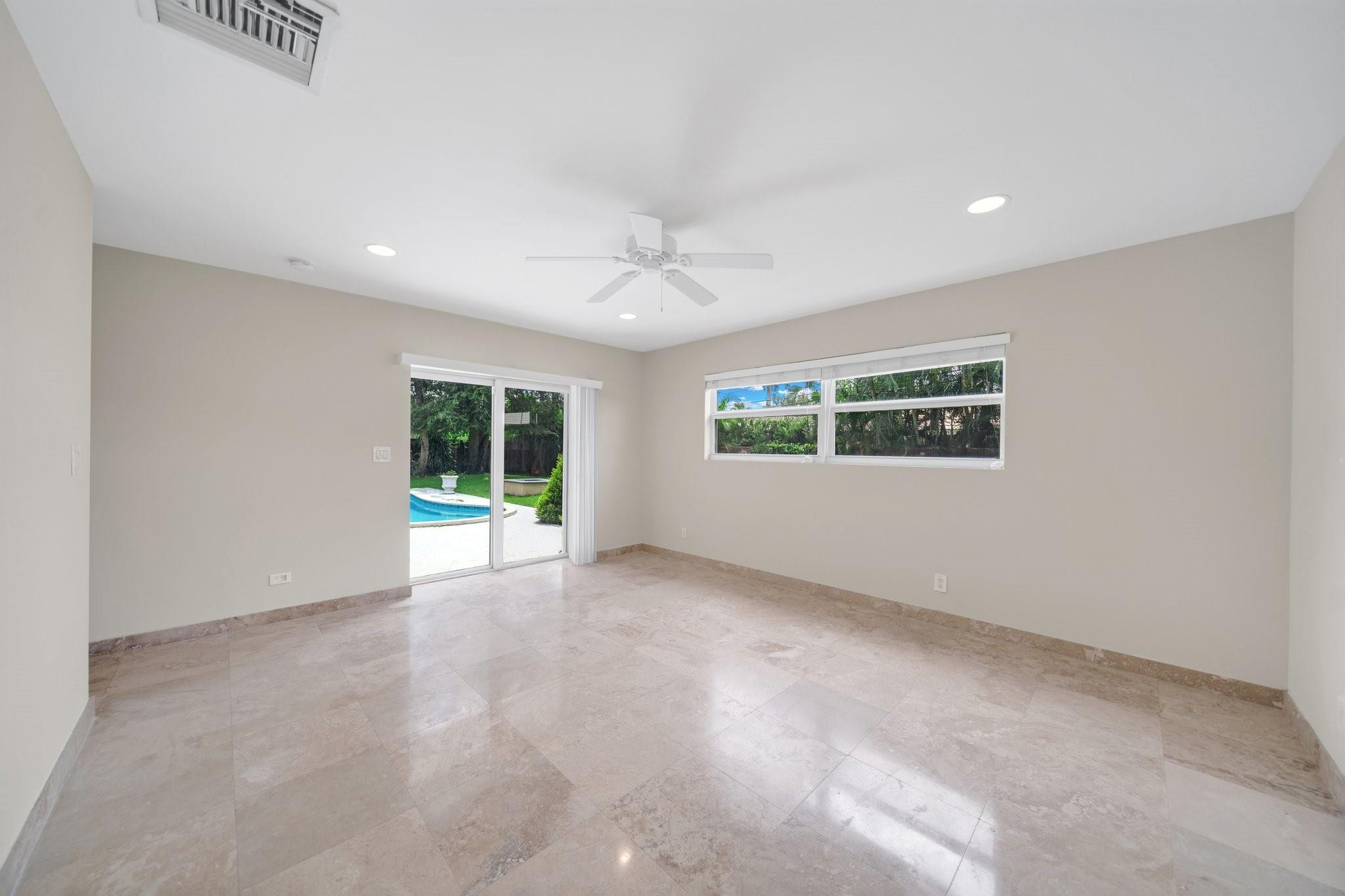 4021 Bayview Drive