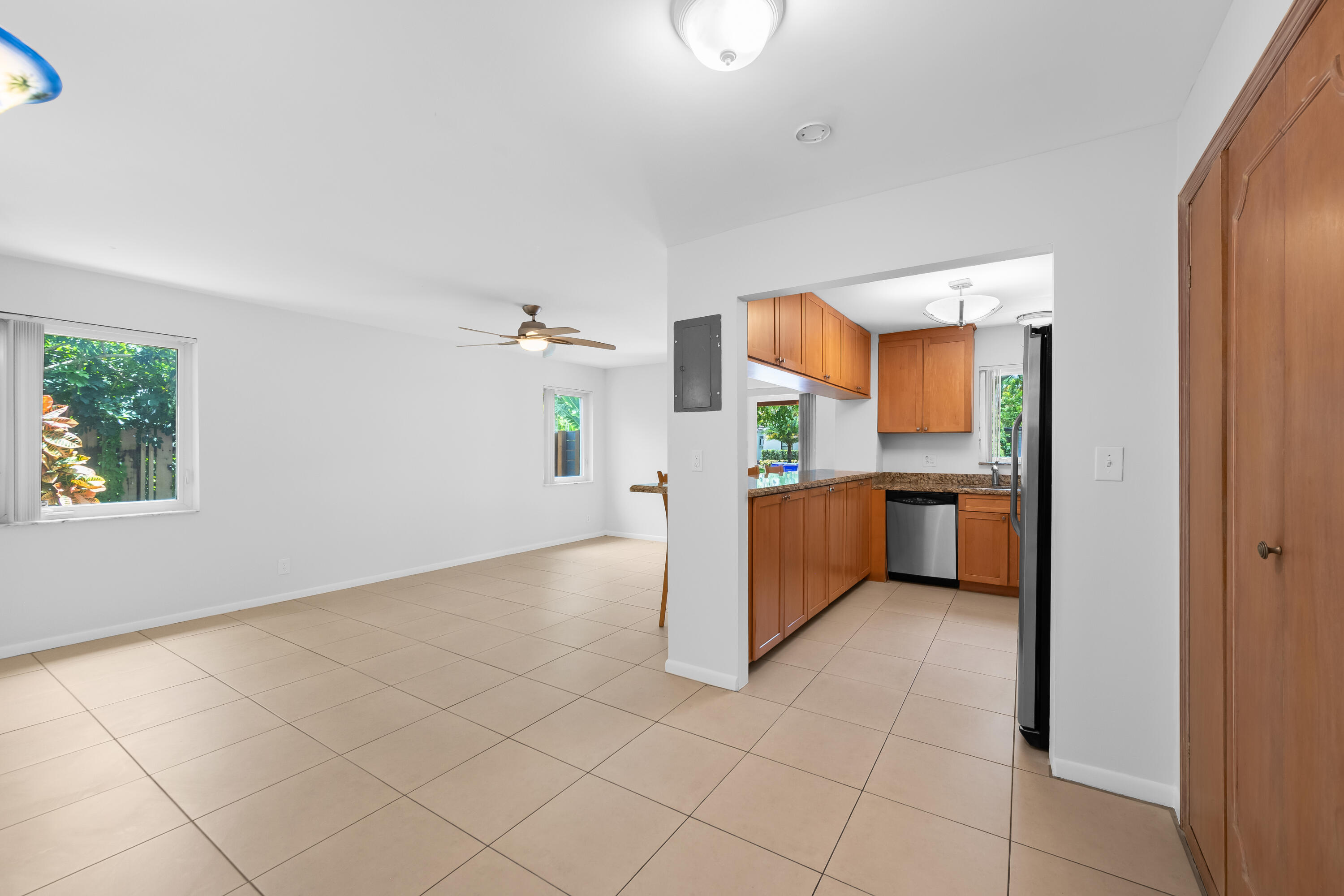 1627 NE 7th Street