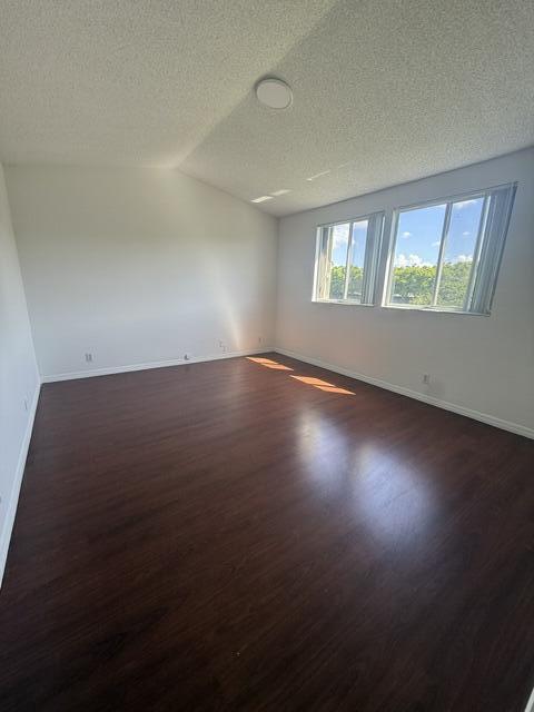 686 Lone Pine Lane