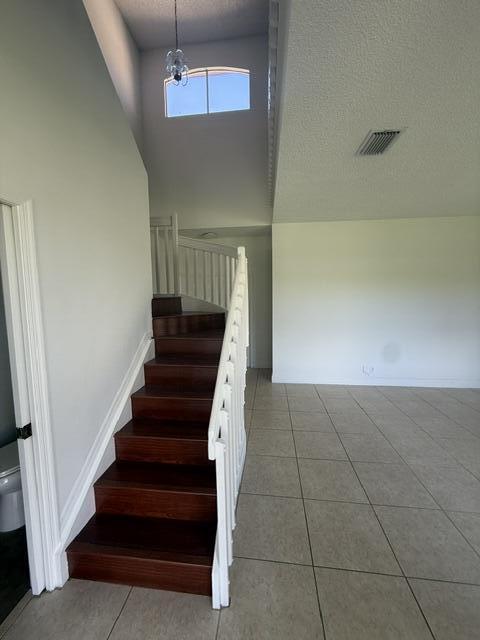 686 Lone Pine Lane