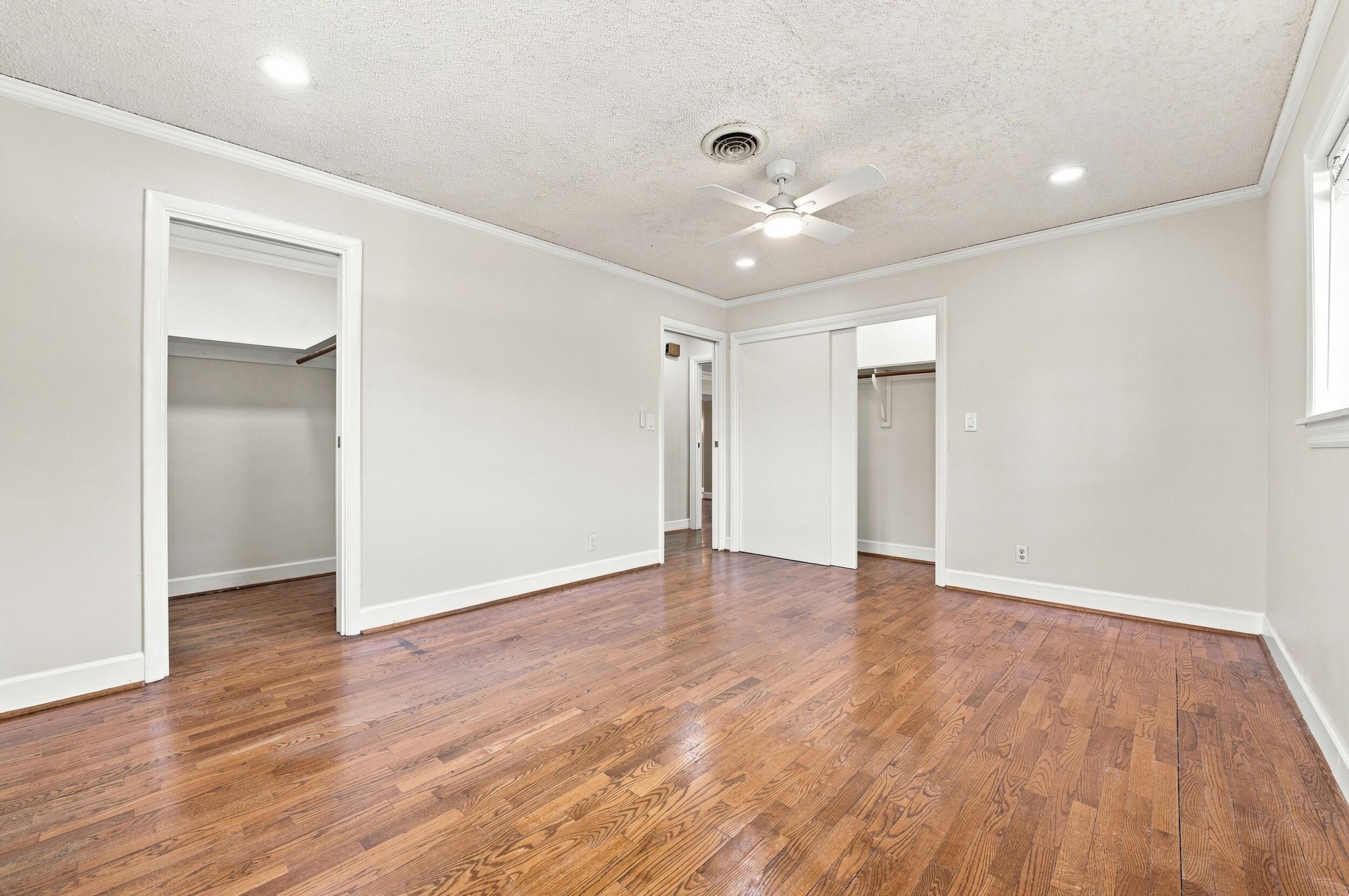 3236 Van Buren Street
