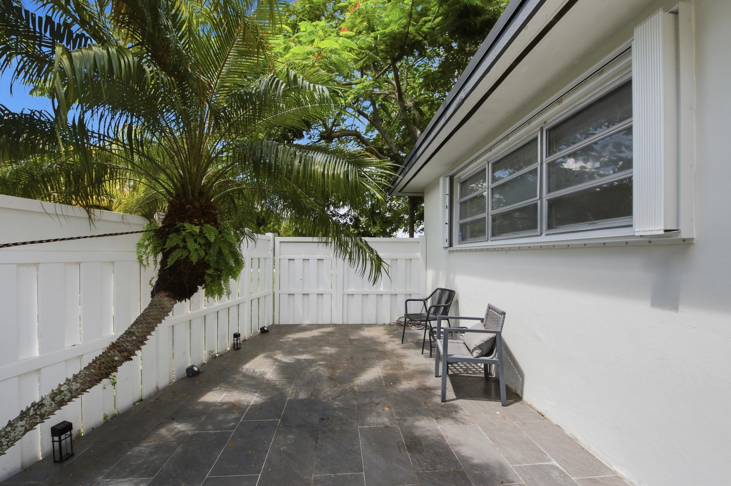 3236 Van Buren Street