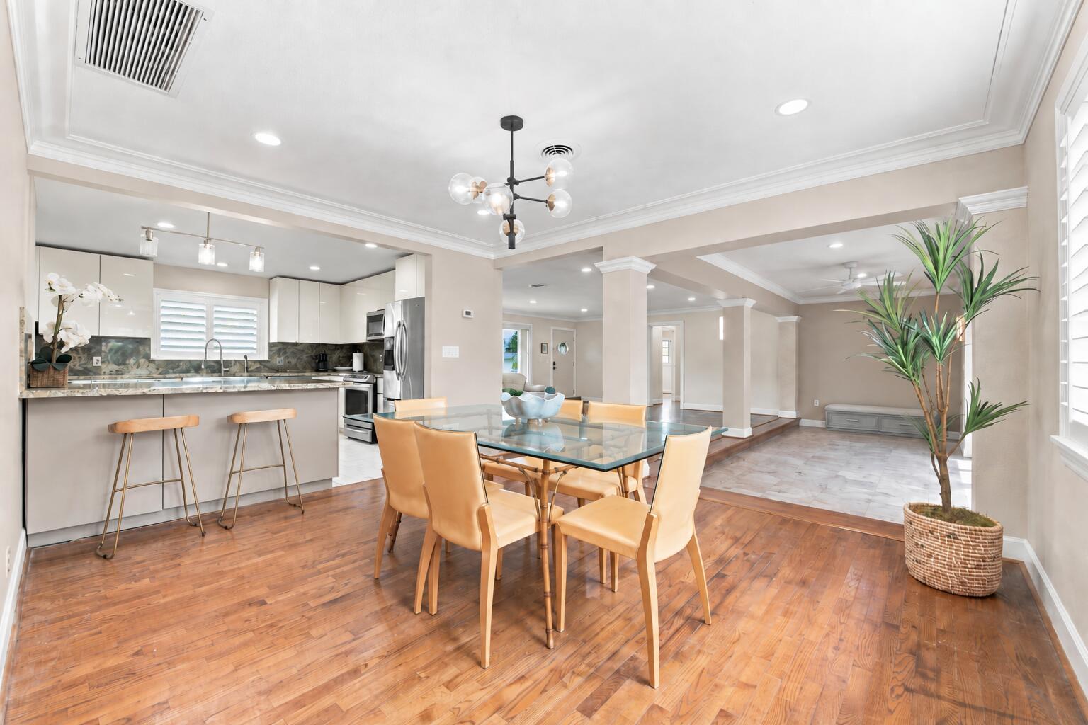 3236 Van Buren Street