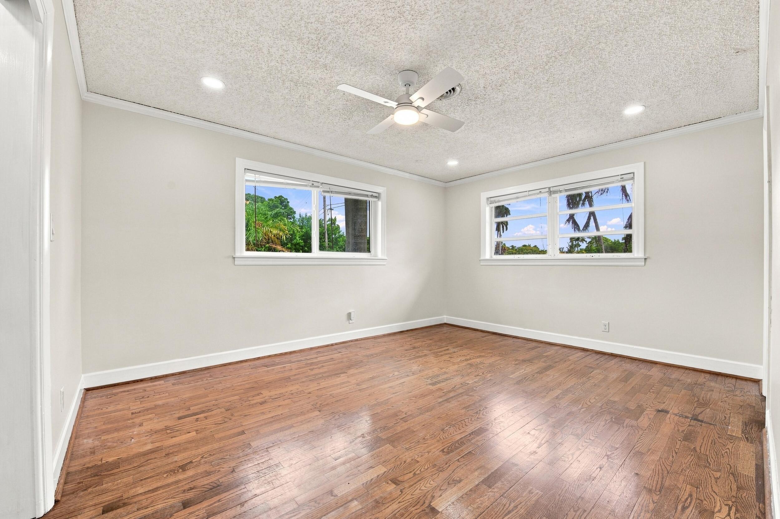 3236 Van Buren Street