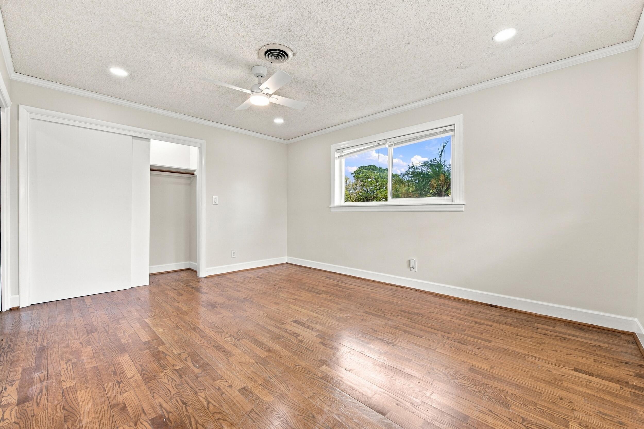 3236 Van Buren Street