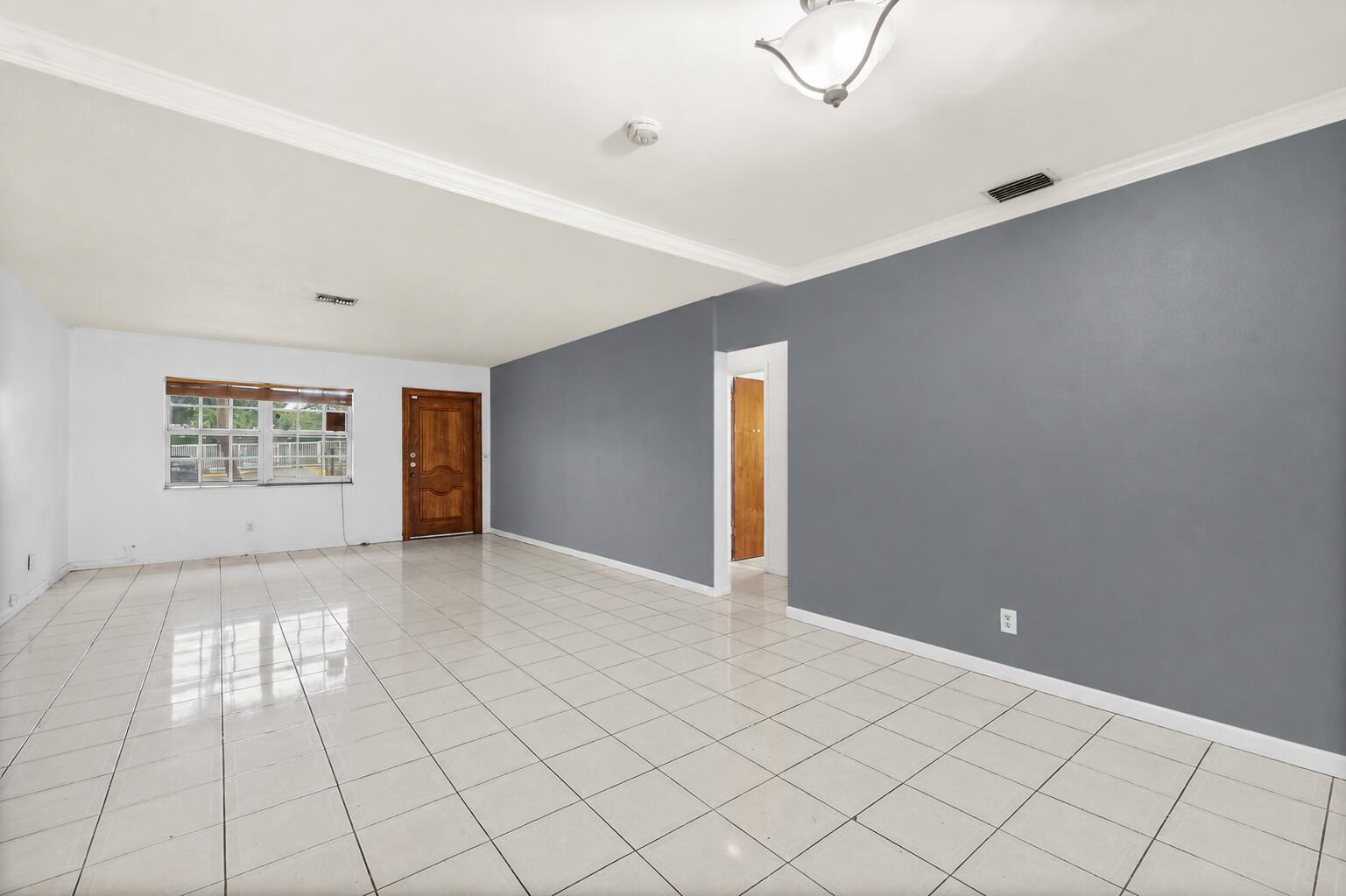 117 SW 4th Avenue