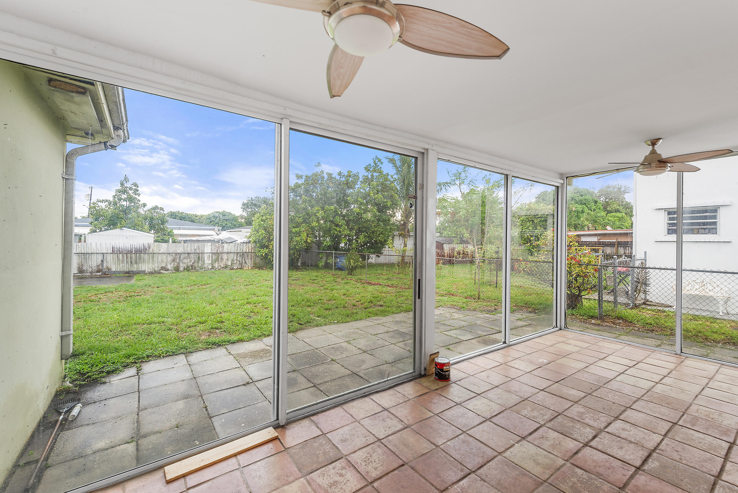 117 SW 4th Avenue
