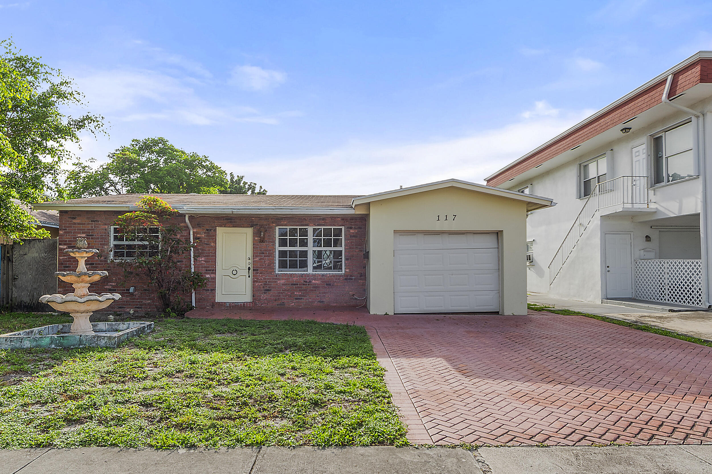 117 SW 4th Avenue