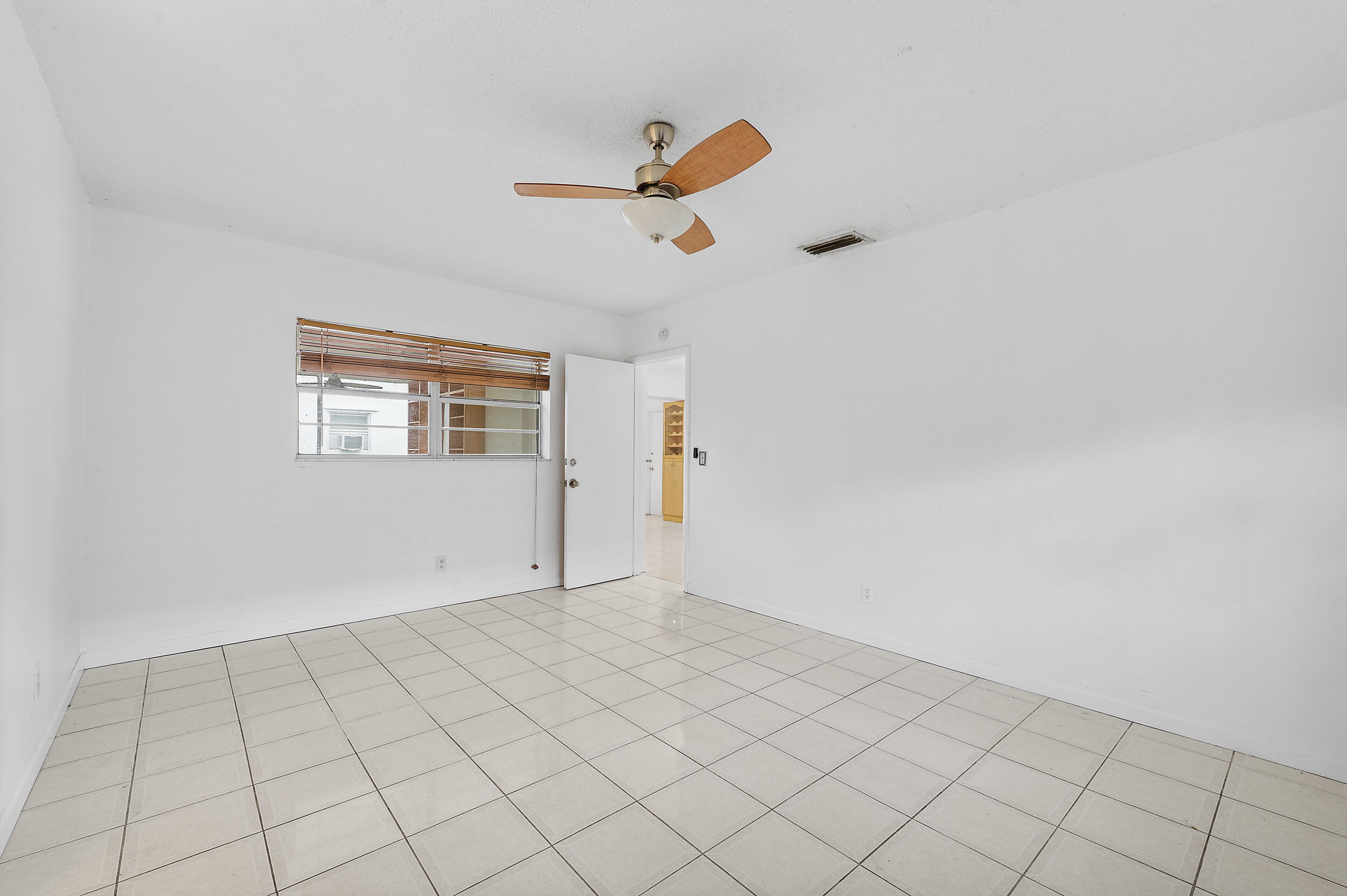 117 SW 4th Avenue