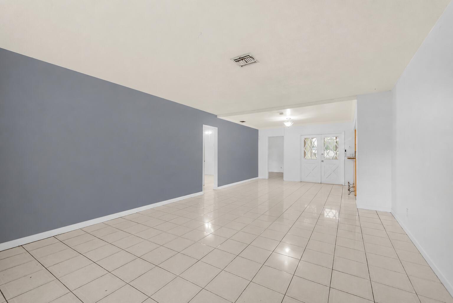 117 SW 4th Avenue