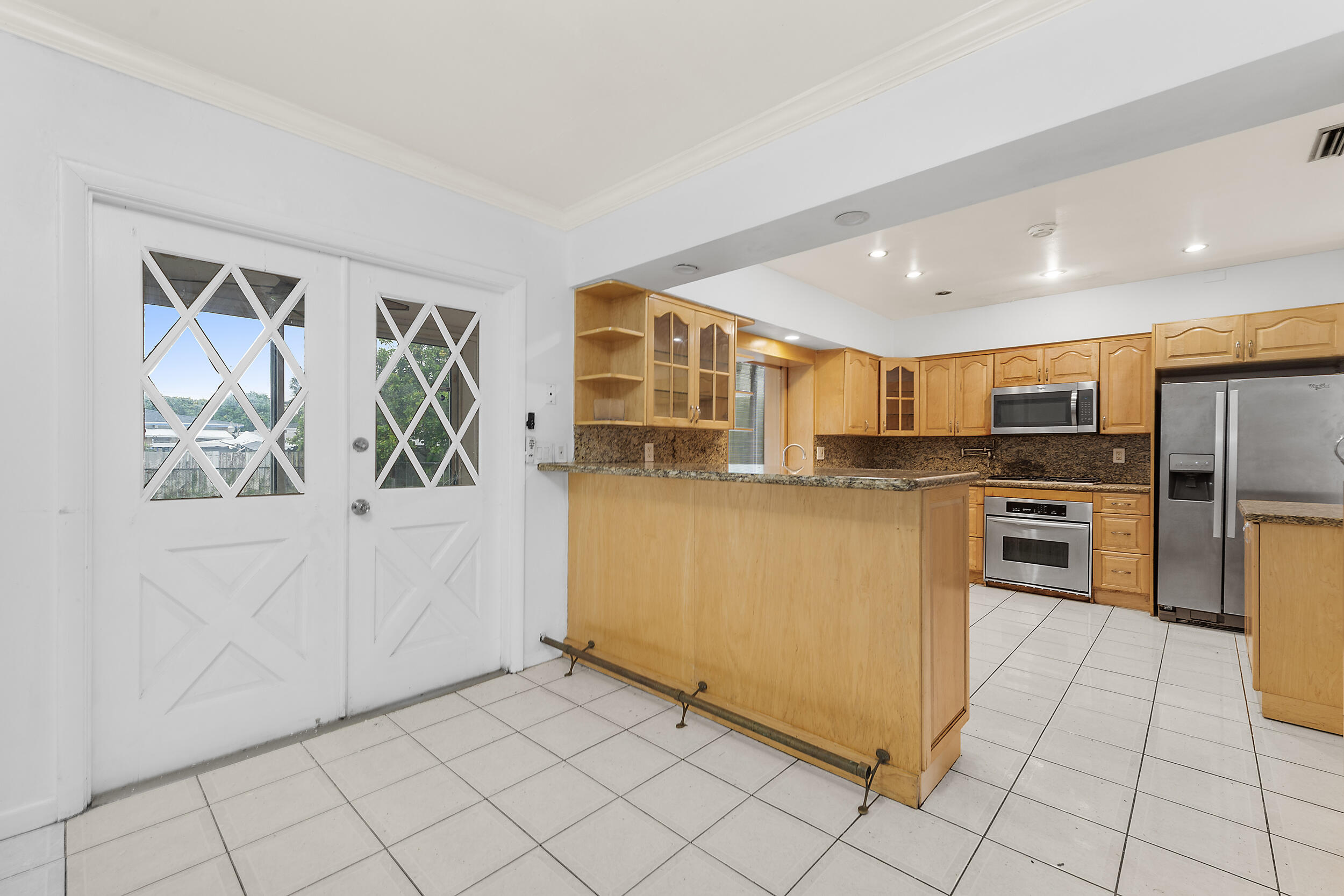 117 SW 4th Avenue