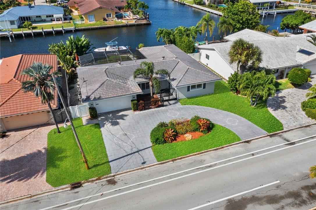 5811 Bayview Dr