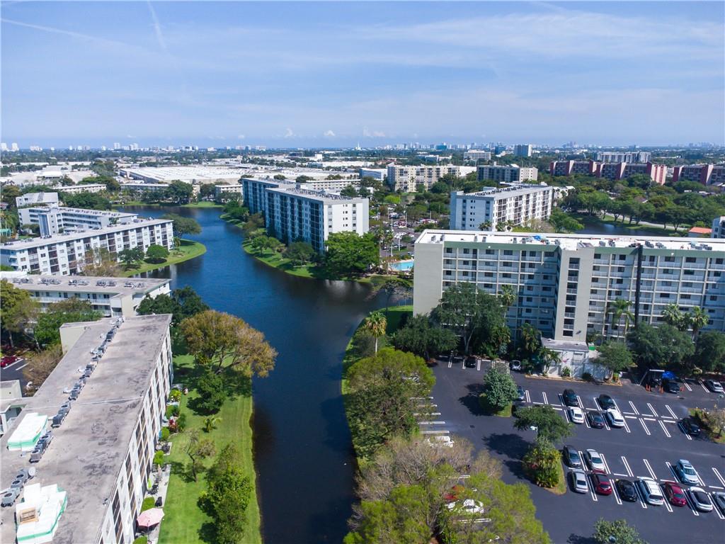 2240 N Cypress Bend Dr Unit: 802