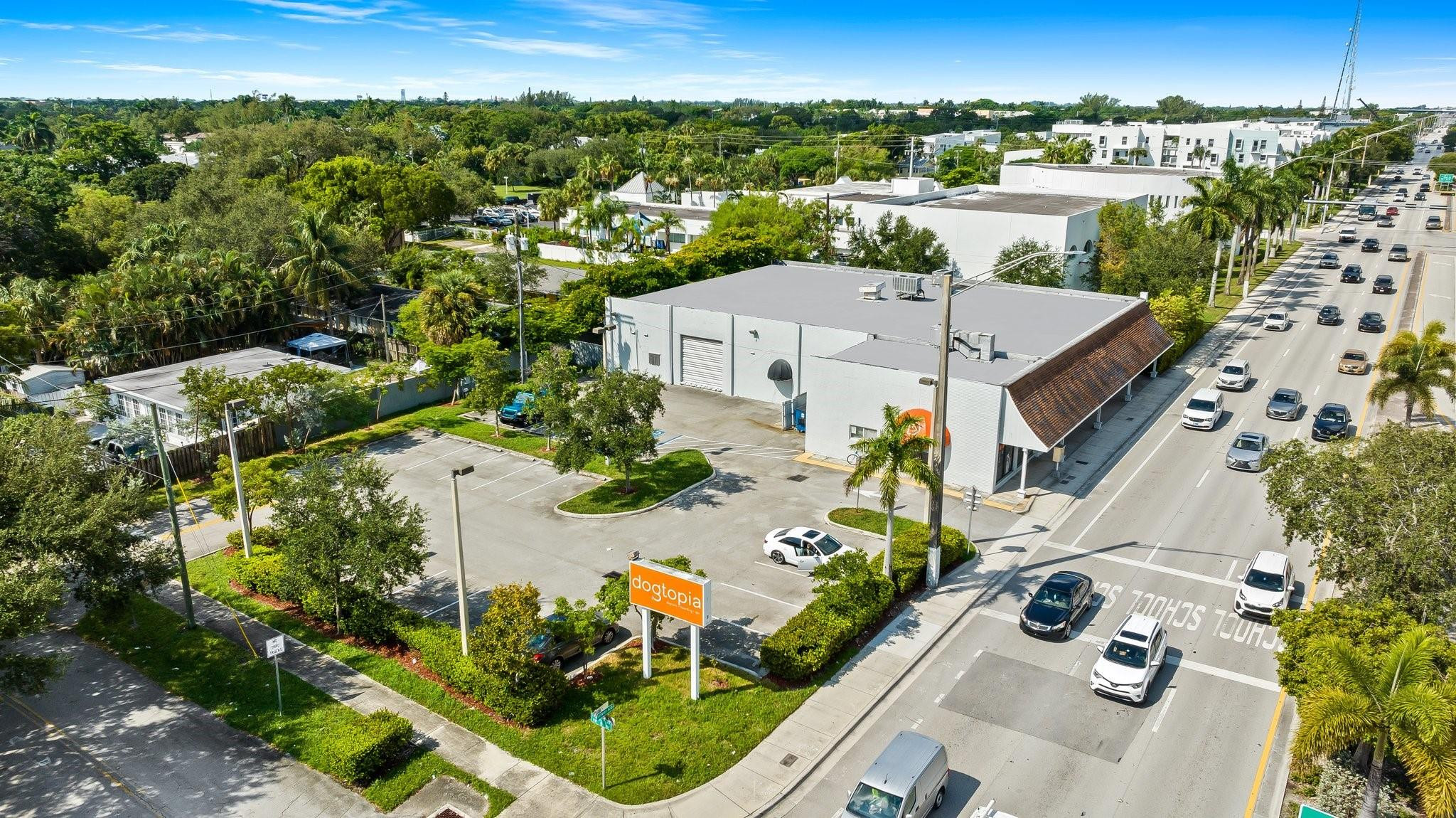 808 W Broward Blvd